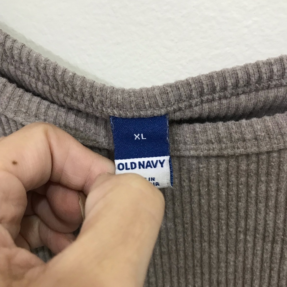 Old Navy Taupe Ribbed Long Sleeve Tee - Picture 2 of 3